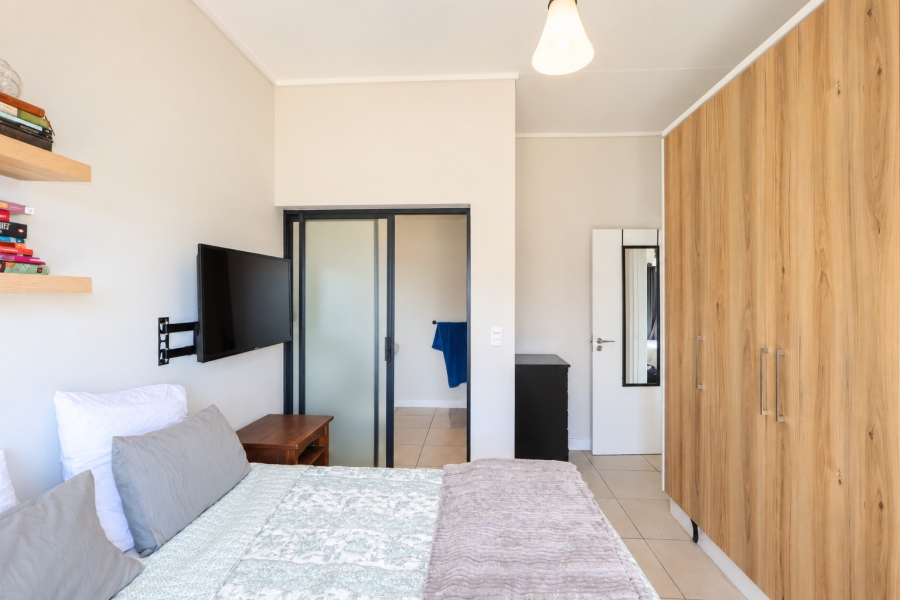 To Let 2 Bedroom Property for Rent in Sandown Western Cape
